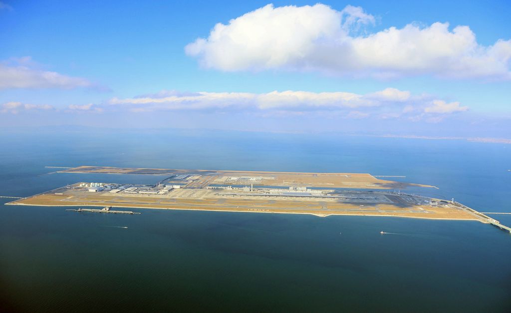 Folyamatosan süllyed a világ egyik legkülönlegesebb repülőtere, Kanszai nemzetközi repülőtér, Kanszainemzetközirepülőtér
