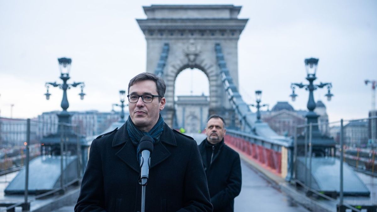 Hidvéghi Balázs: Gyurcsány és Karácsony adjon magyarázatot a felújítás során eltüntetett pénzre - videó