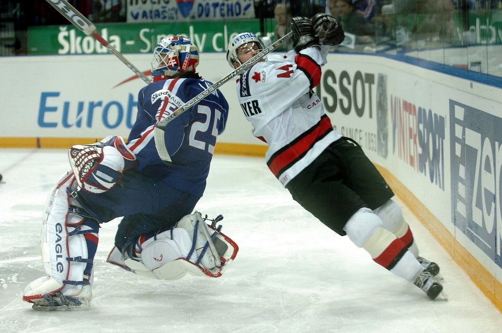 ICE-HOCKEY-WC-2004-SVK-CAN