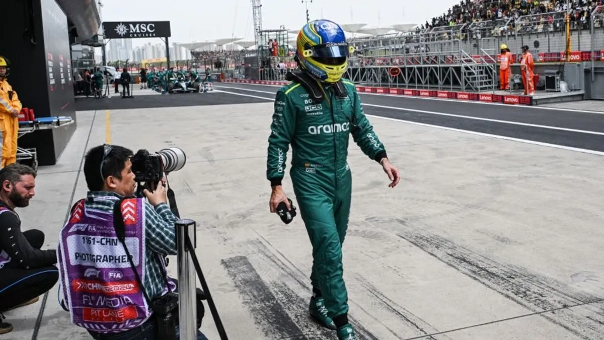 Felülvizsgálatot kért Alonso büntetése miatt az Aston Martin