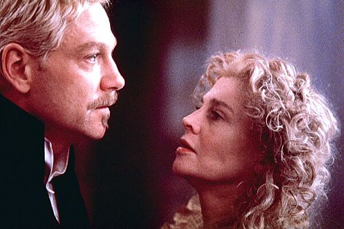 Kenneth Branagh és Julie Christie a Hamlet című filmben - Forrás: [origo]