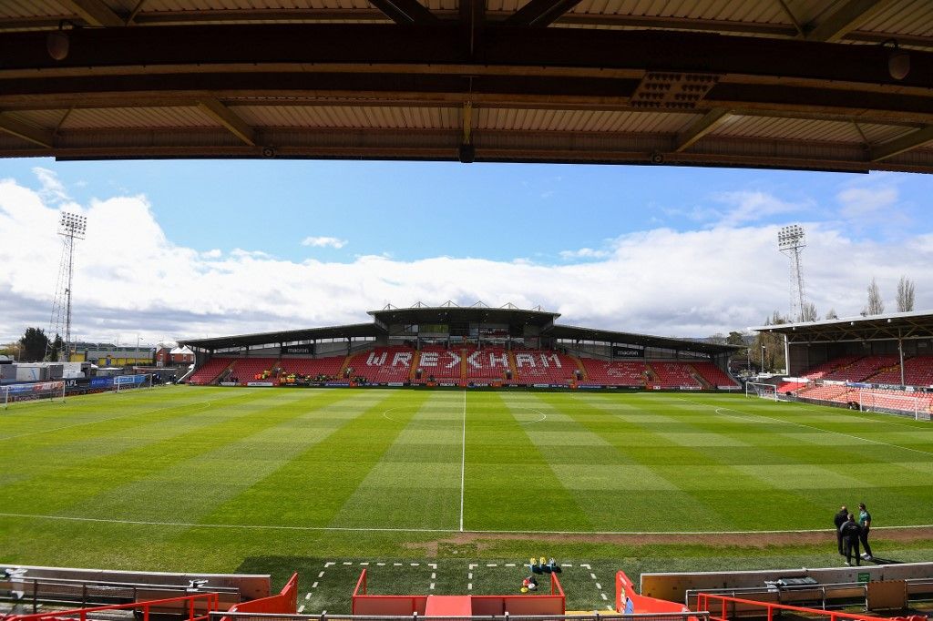 Wrexham v Notts County - Vanarama National League