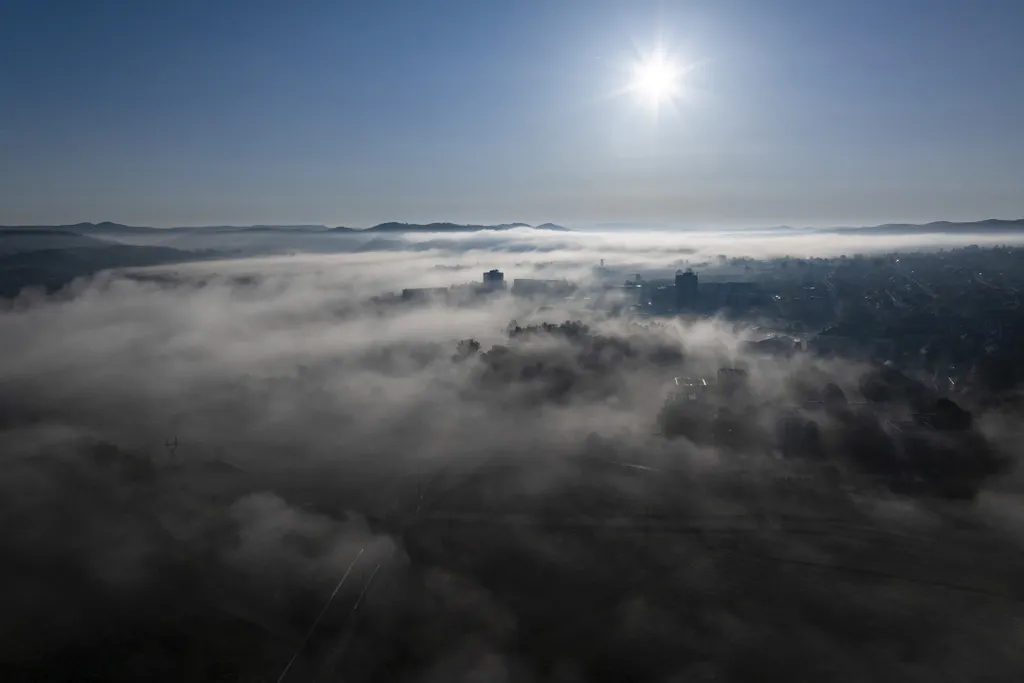 Gyönyörű képeken a köddel borított Nógrád, Bátonyterenye, Bátonyterenyeköd