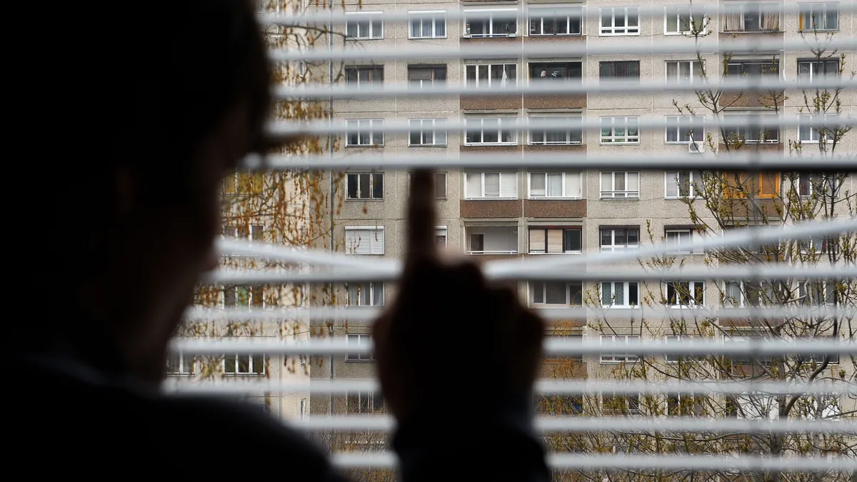 Kísértetek riogatják a lakókat egy budapesti lakótelepen - videó