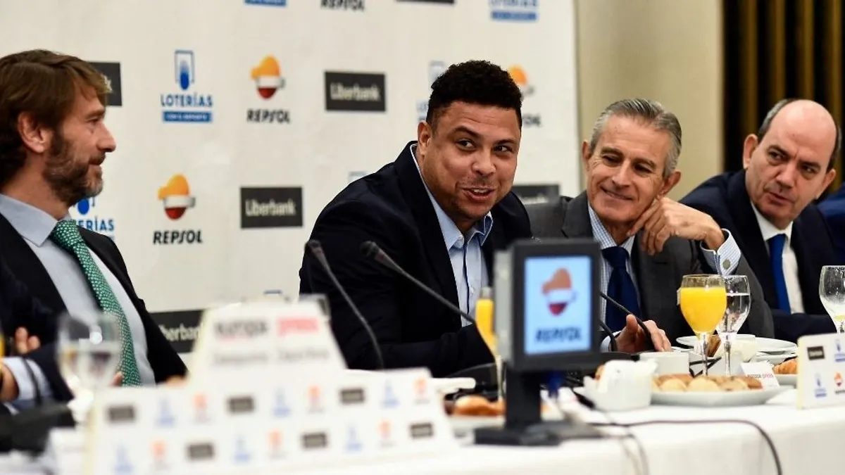 Ronaldo bejelentette távozását