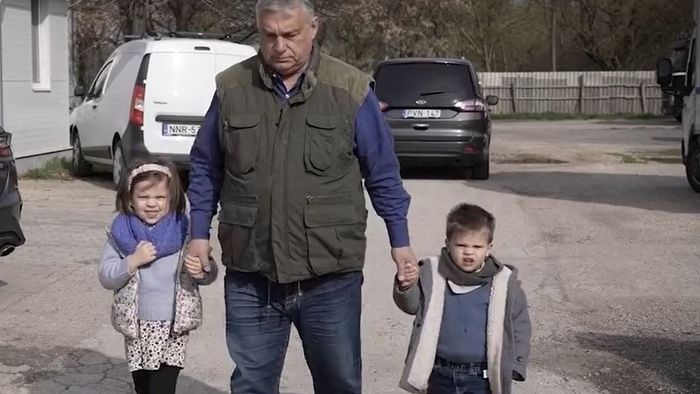 Orbán Viktor: A migráció tönkreteszi még az unokáink életét is - videó
