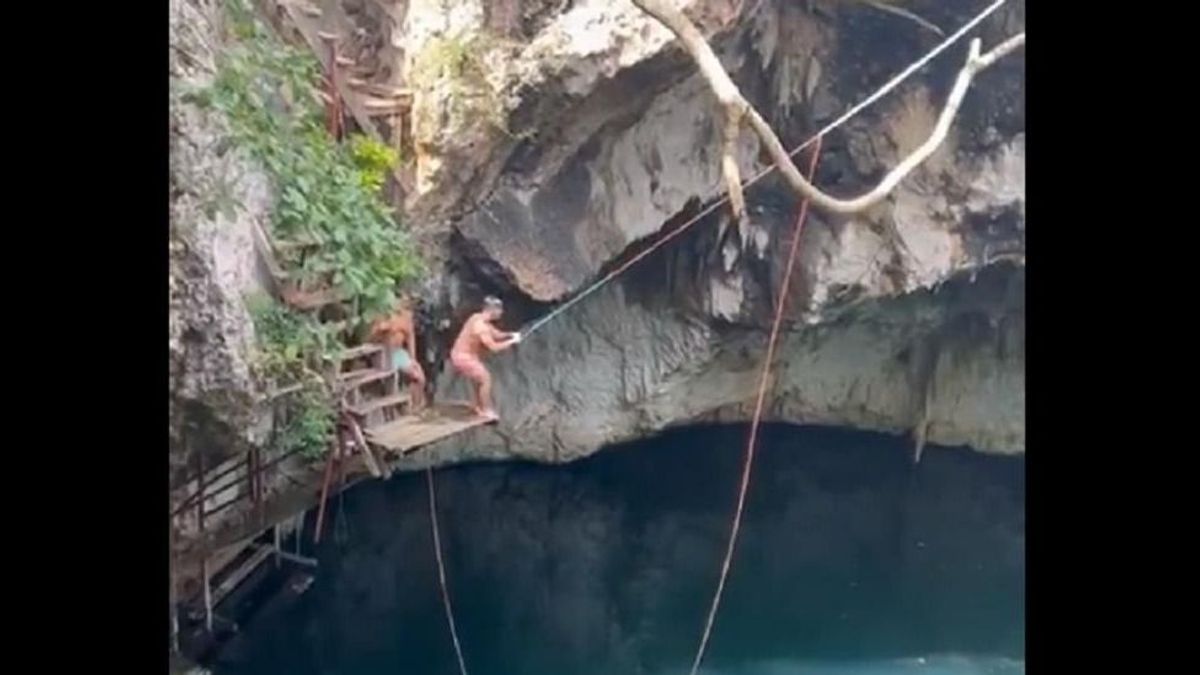 Át akart hintázni a tó felett a bátor turista, de valami közbejött - videó