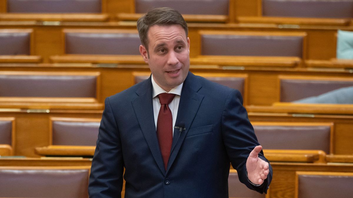 Dömötör Csaba: Akármilyen döntést is fogadjanak el, nem fogjuk feladni sem a jogi, sem a fizikai határzárat