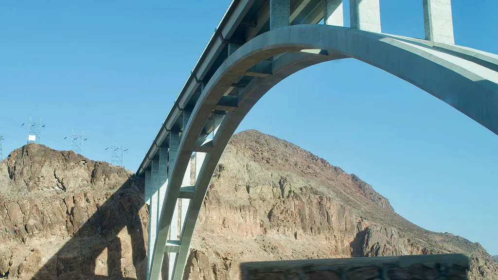 Mike O'Callaghan-Pat Tillman Memorial Bridge, híd, Egyesült Államok