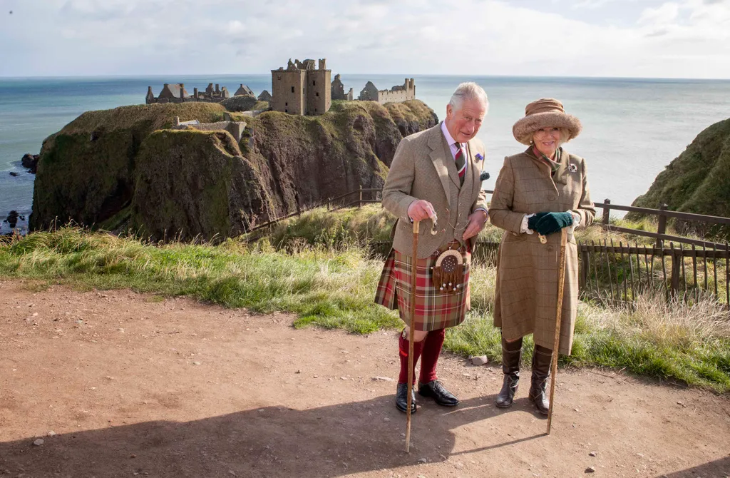 Dunnottar vára, skót, Skócia, középkori erődítmény, Dunnottar vár, Dunnottarvára