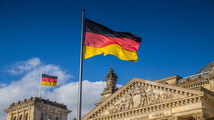Letartóztattak két feltételezett kémet Németországban