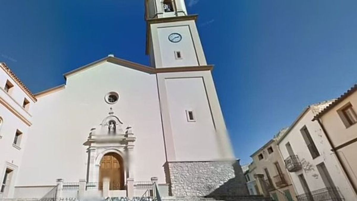Fejbe vágott a templom harangja egy turistát Spanyolországban, azonnal meghalt