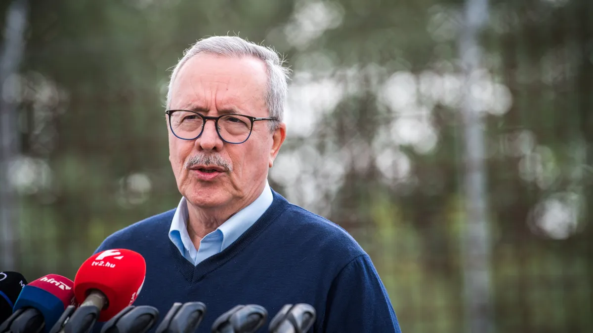 Bakondi György: A migráció veszélyezteti a schengeni rendszert