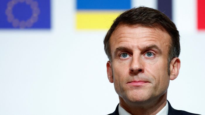 Emmanuel Macron elszigetelné Iránt