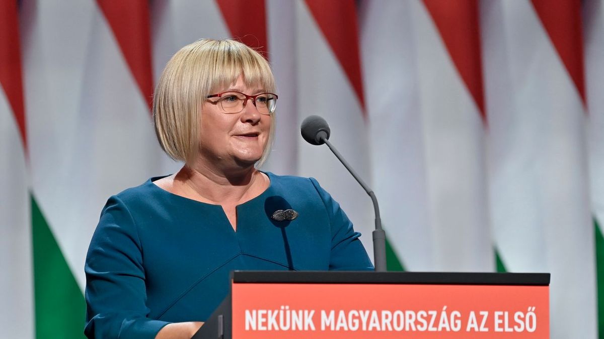 Gál Kinga: Háború vagy a béke, ez a választás tétje