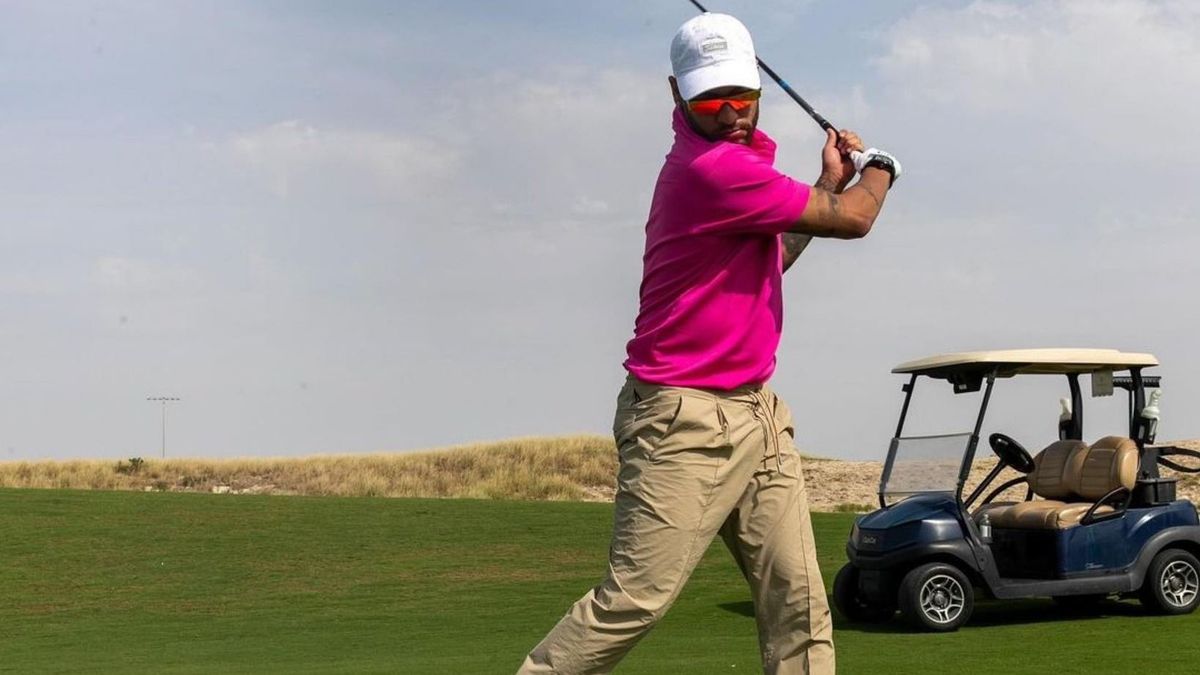 Neymar egyetlen ütéssel tönkretett egy golfpályát - videó