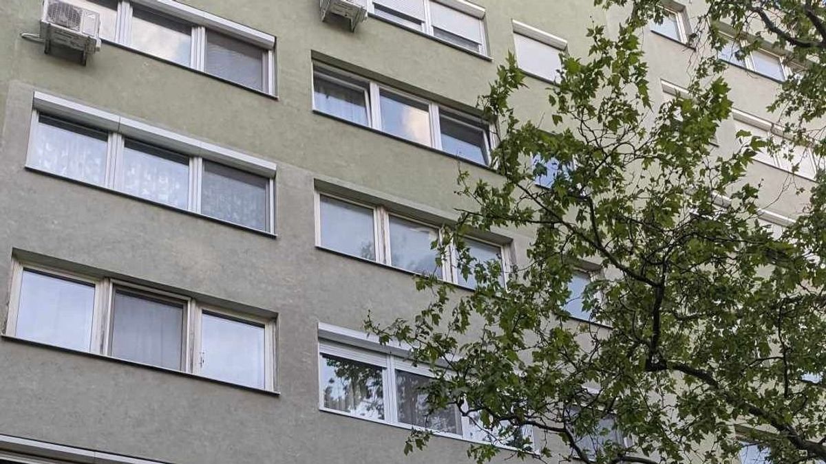 Kiderült, mit csináltak a szülők, amikor az ötödik emeletről kizuhant a csepeli kisfiú