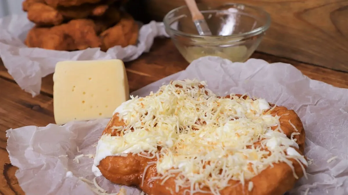 Hamarosan eltűnhet a lángos a strandokról - mutatjuk, mi jöhet helyette