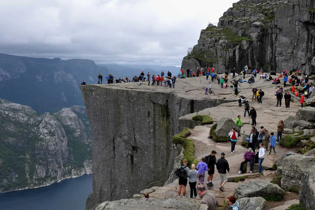 Szószék-szikla,  sziklatető, szikla, túra, Norvégia, turisztikai látványosság, 