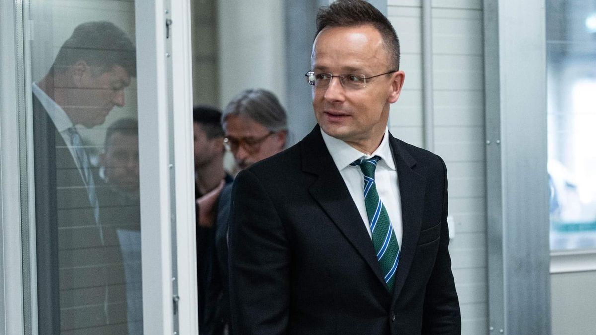 Szijjártó Péter: A paksi bővítés szempontjából rendkívül fontos helyben is a stabilitás, a kiszámíthatóság