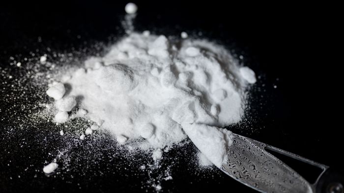 Óriási mennyiségű, több mint egy tonna kokaint foglaltak le Szenegálban