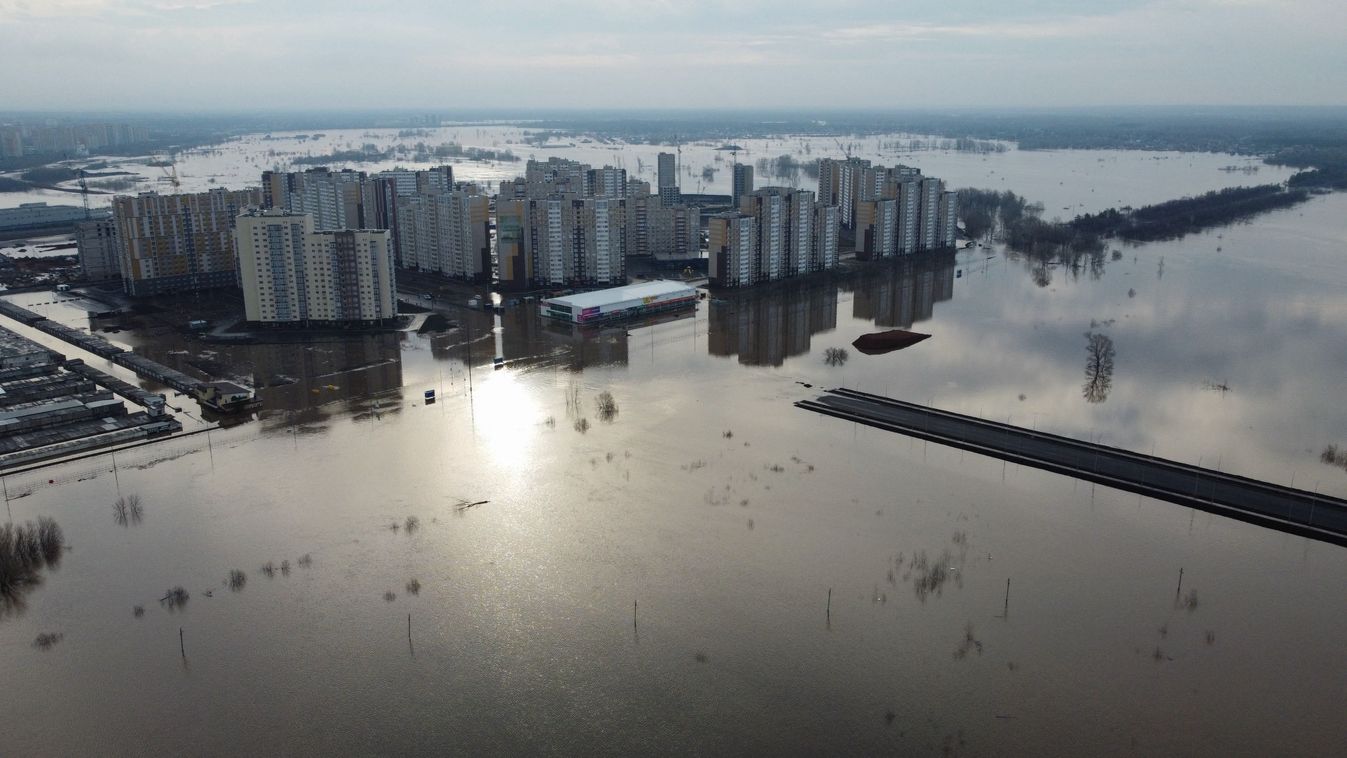 áradás, Urál, Oroszország, Urál folyó