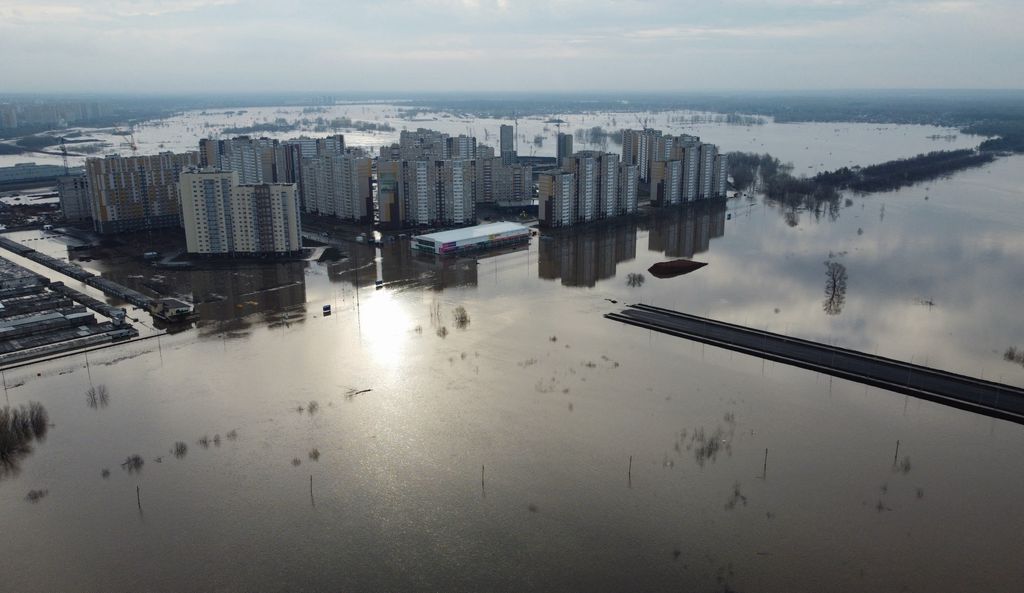 áradás, Urál, Oroszország, Urál folyó