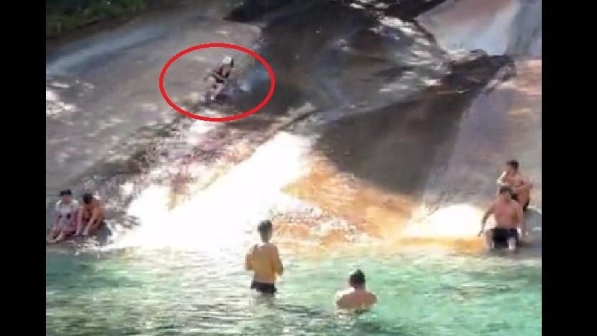 Lecsúszott a lány a vízesésen, bár ne tette volna - videó