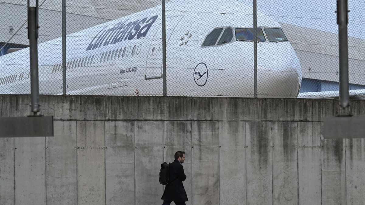 Drámai fordulat, újabb háború törhet ki - a Lufthansa már felfüggesztette az iráni járatait