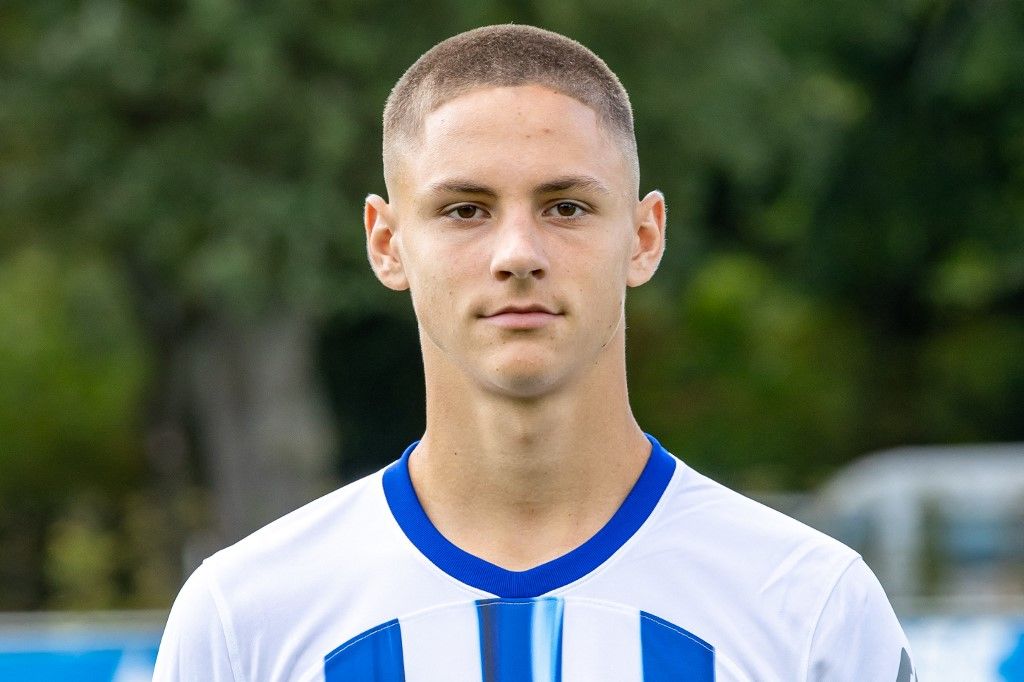 Soccer: Photo session at Hertha BSC