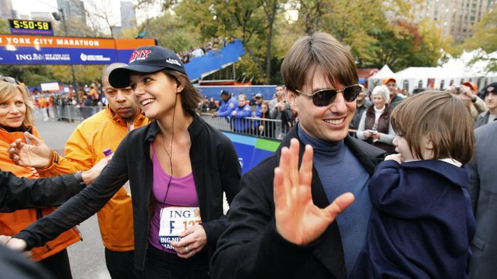 18 éves lett Tom Cruise és Katie Holmes lánya, így néz ki most - fotók