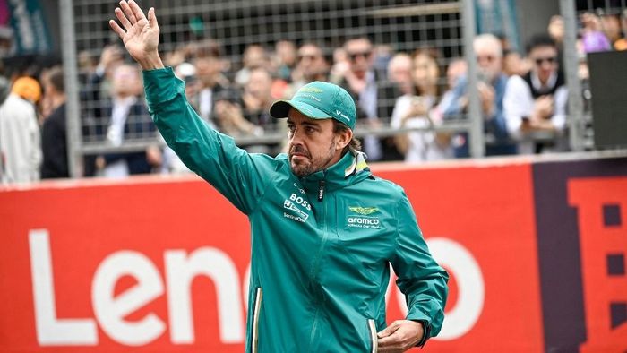 Fernando Alonso teljesen kifakadt, sztrájkkal fenyegetőzik