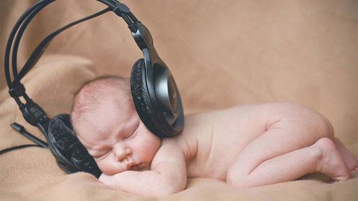 A zene serkenti az agy fejlődését a koraszülötteknél