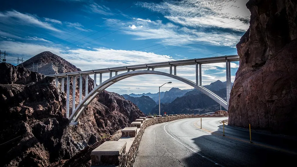 Mike O'Callaghan-Pat Tillman Memorial Bridge, híd, Egyesült Államok