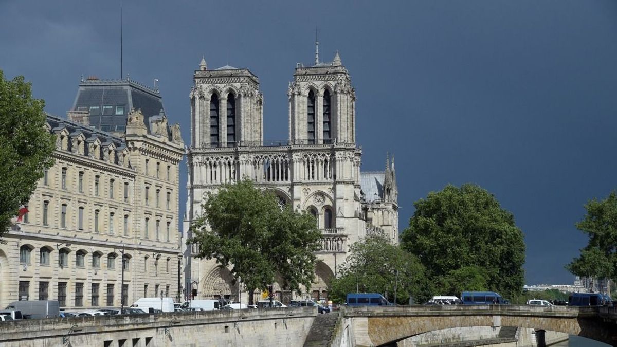 Kiderült, hogy mikor nyit újra az öt éve leégett a Notre-Dame