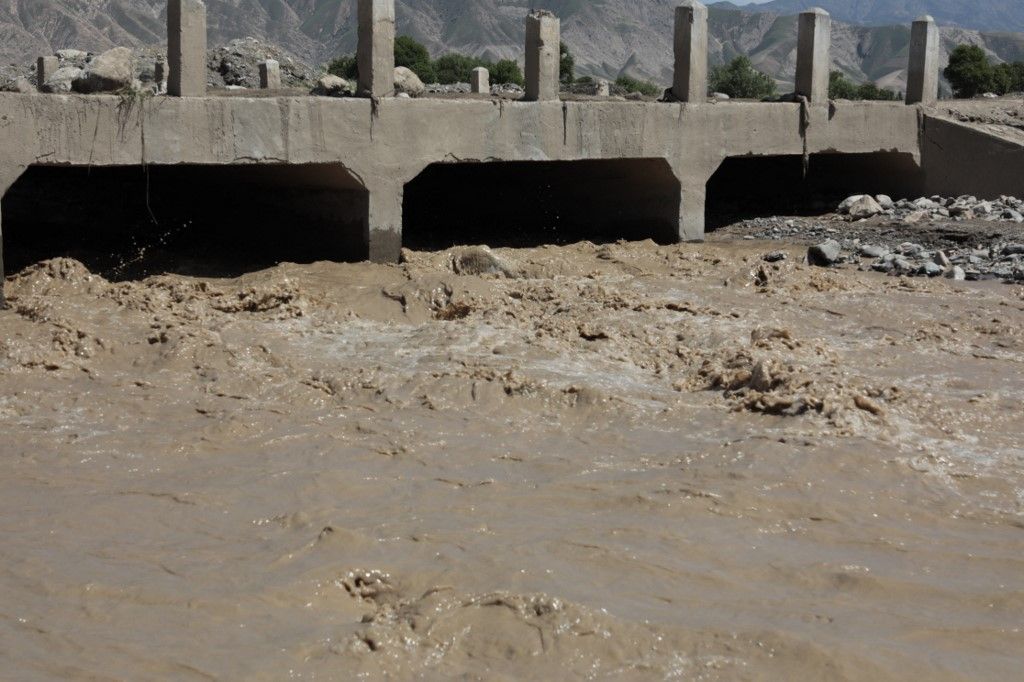 Thousands suffer devastating aftermath of flood in Afghanistan's Baghlan