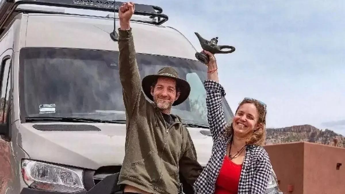 Ez a szerencsés pár megtalálta az igazi dzsinnlámpást, kívántak is hármat, és mind valóra vált