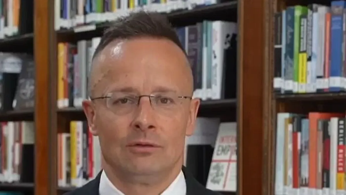 Szijjártó Péter: Magyarország minden nyomásgyakorlás ellenére ki fog maradni a NATO őrült akciójából