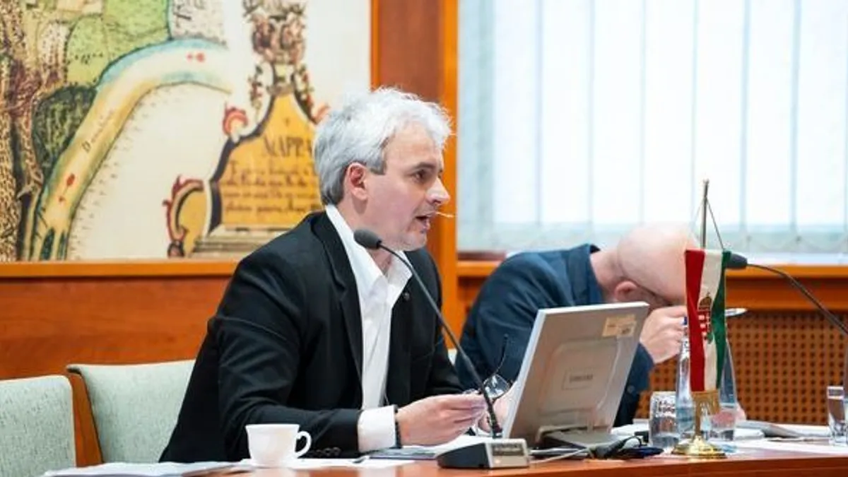 Tíz évre eladósítaná Érdet Csőzik László, a helyiekkel fizettetné meg a kampányígéreteinek költségeit