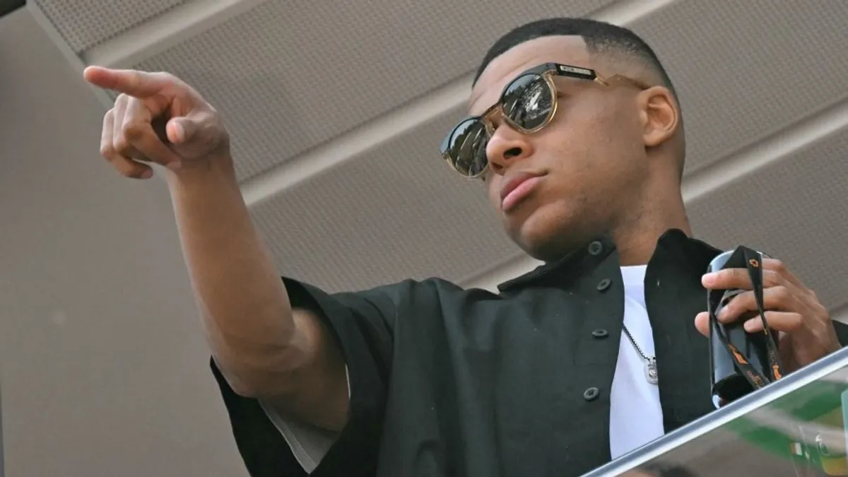 Kylian Mbappé meglepő szerepben tűnt fel az F1-es Monacói Nagydíjon