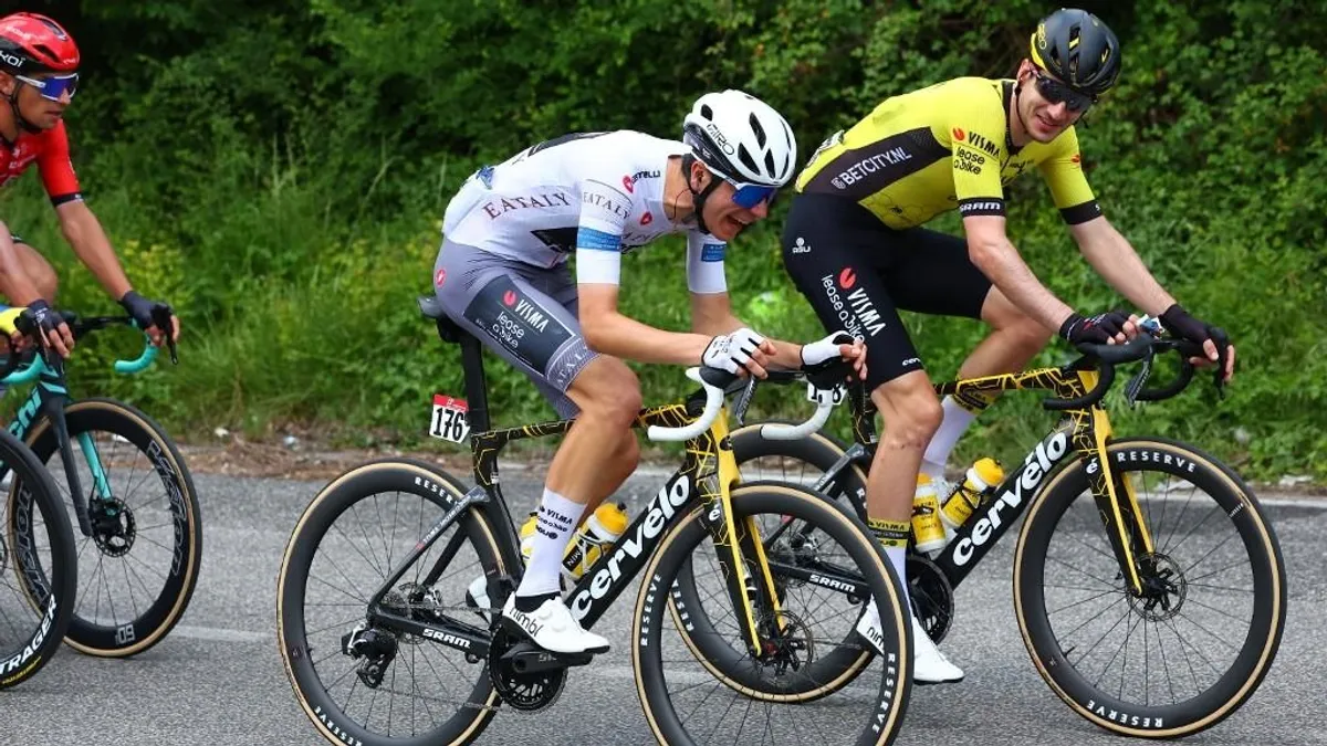 Újabb csapás érte Valter Attila csapatát a Giro d'Italián