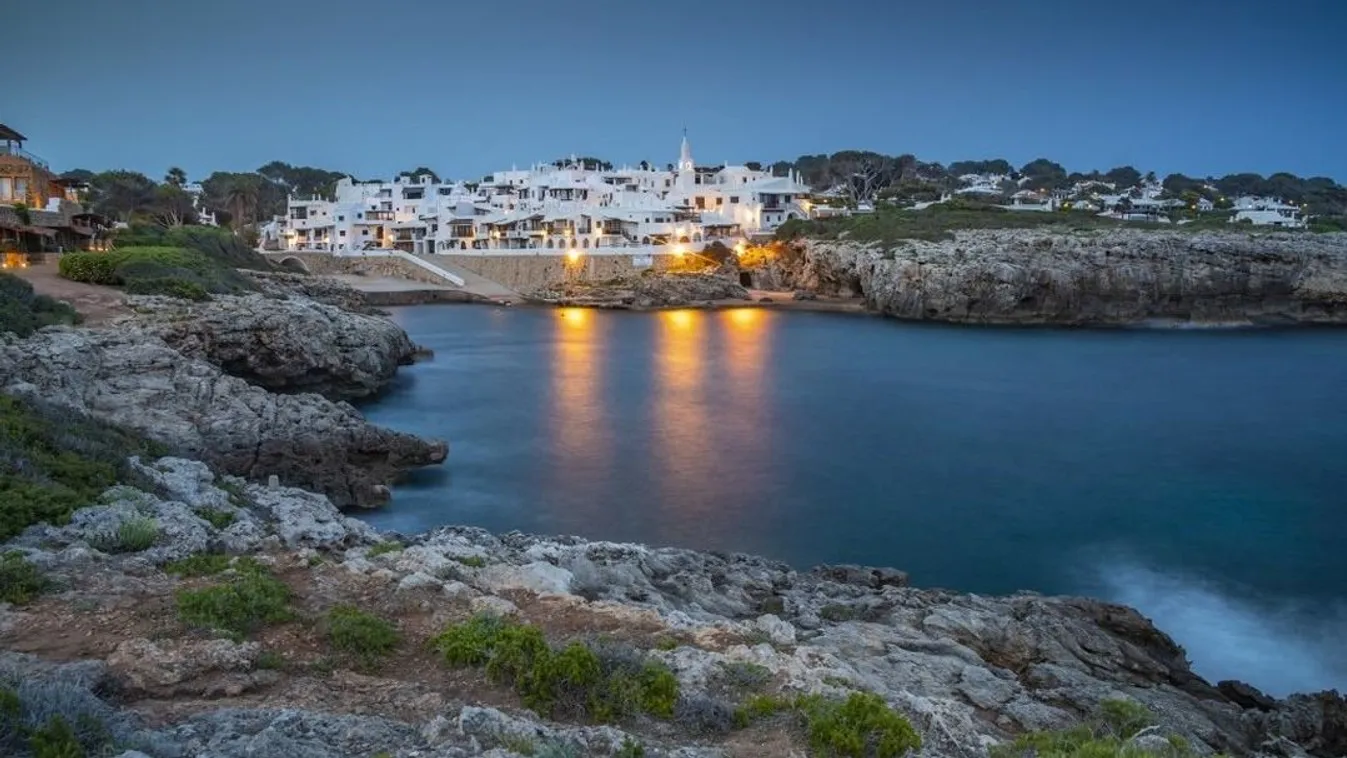 Binibeca Vell, Földközi-tenger, sziget, város, Menorca déli partja, Spanyolország