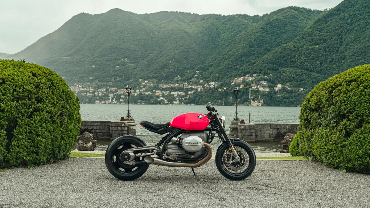 Már a BMW Motorradnak is van 2,0 literes gépe