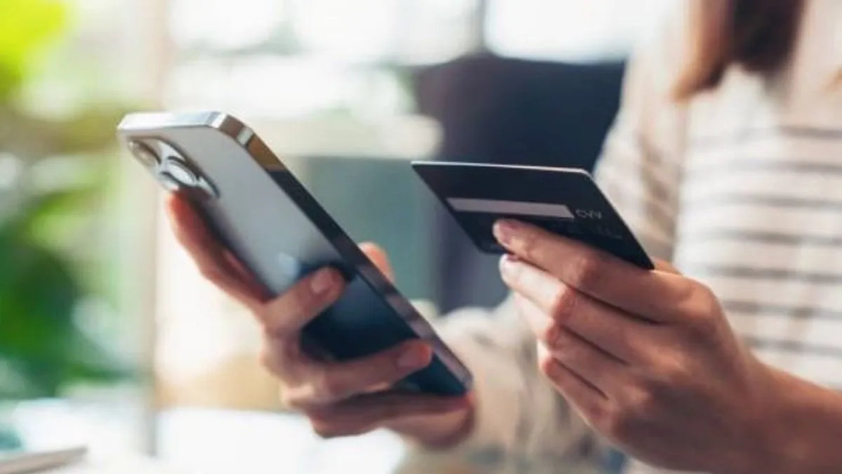 Ezzel a fintech újdonsággal növelik bevételüket a webáruházak