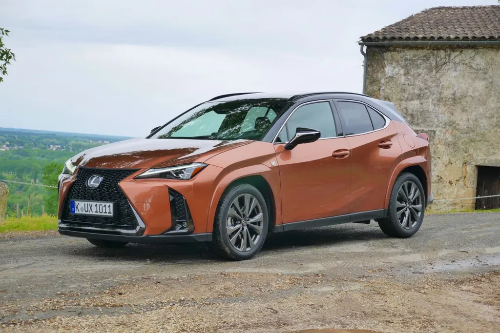 Lexus UX 300h