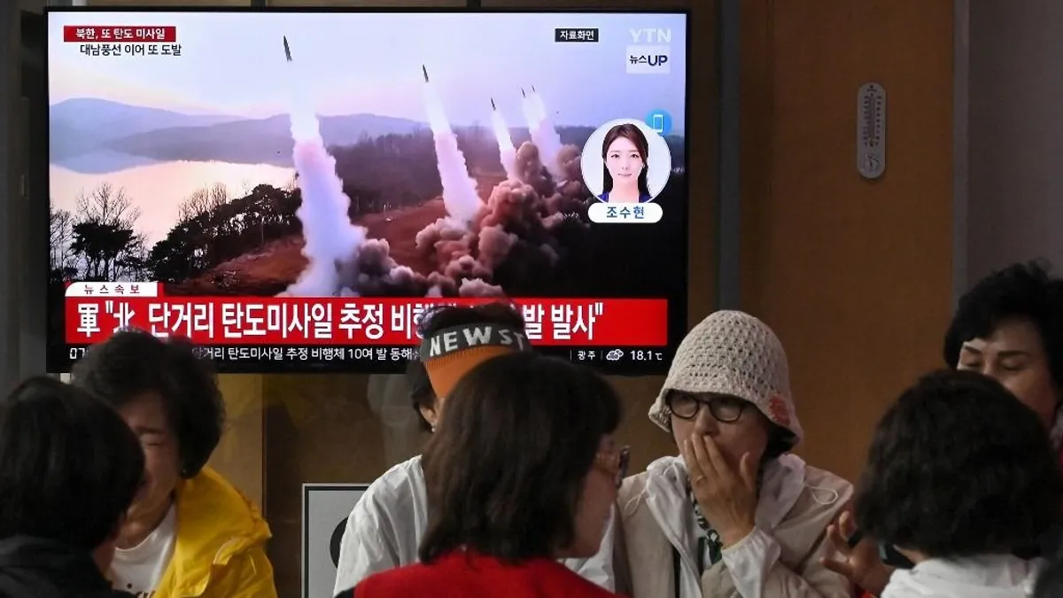 Észak-Korea rakétákat indított a Japán-tenger felé - videó