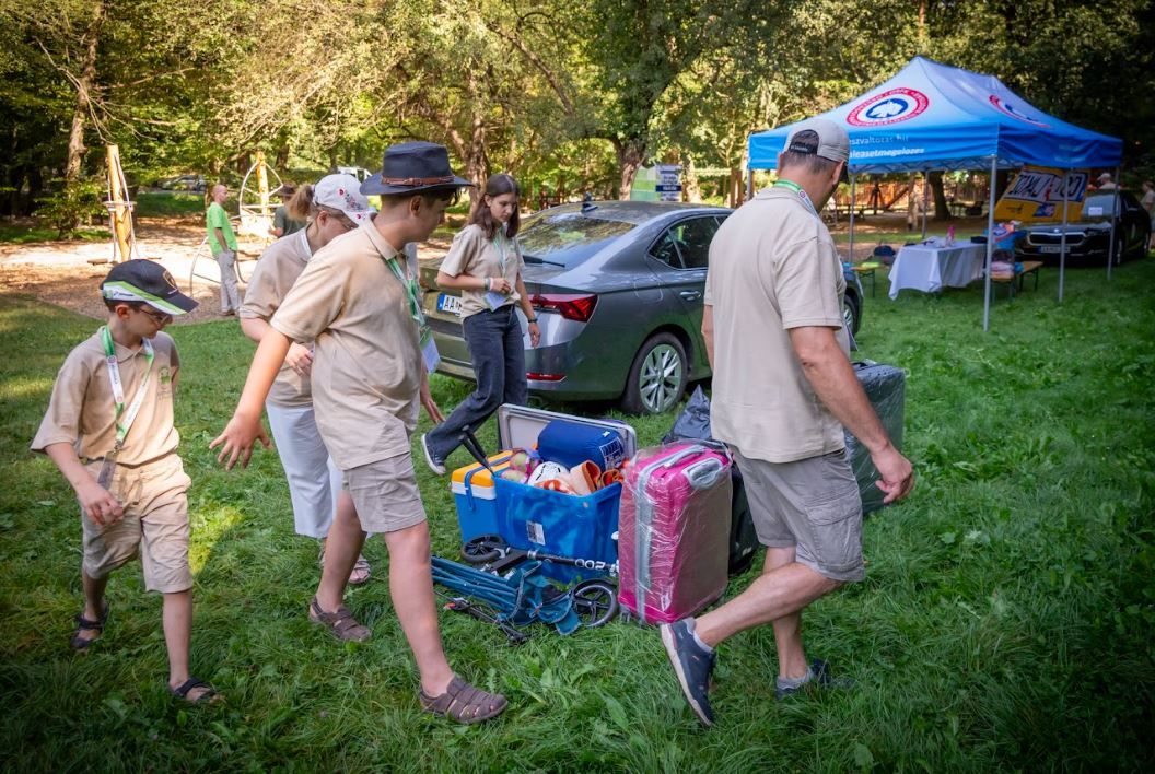 Közlekedik a család