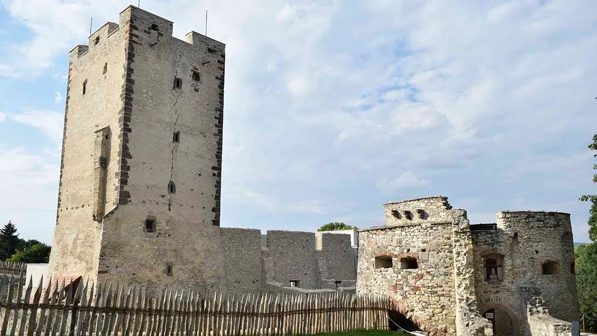 A magyar hadvezér aki, sosem vesztett csatát, és a vára is teljesen ép maradt