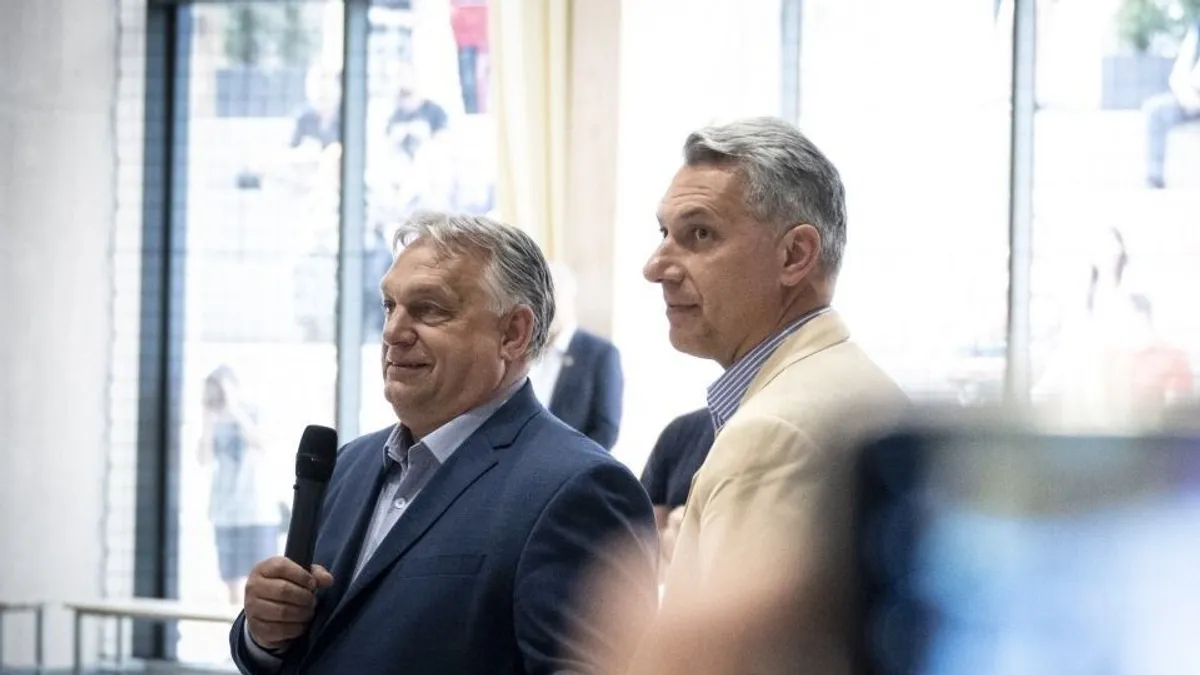 Orbán Viktor: Mezőhegyes apraja-nagyja az új sportcsarnokban - videó