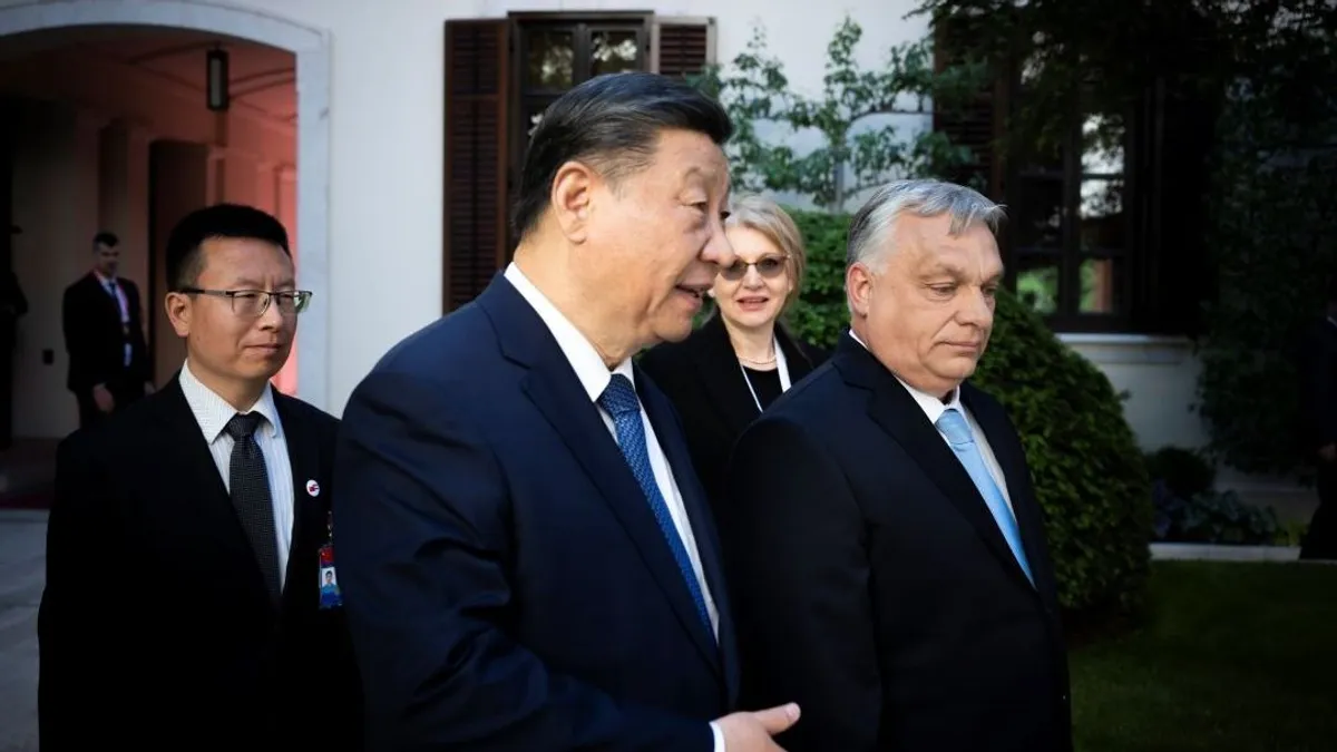 Magyarország és Kína stratégiai partnerként az arany útra lépett a kínai napilap szerint